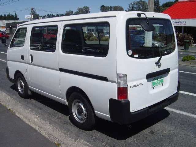      Nissan Motor      Caravan (    2002 )