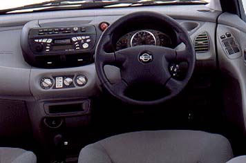  Nissan Tino   1998 